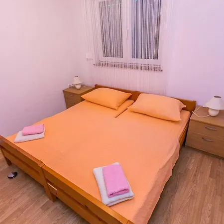 Kemperle Apartman
