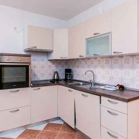 Kemperle Apartment