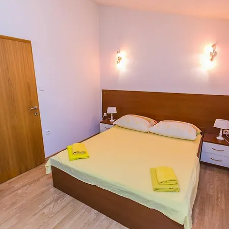 Kemperle Apartment